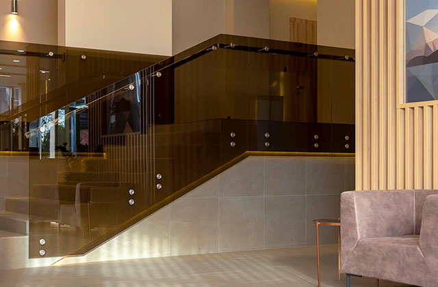 Стеклянные перила